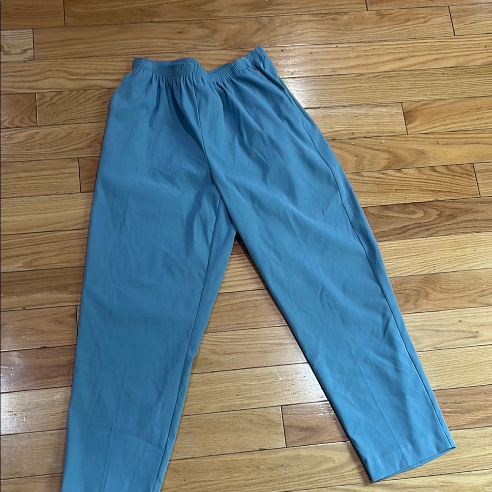 Alfred Dunner Blue Sweatpants Relaxed Fit Soft Material